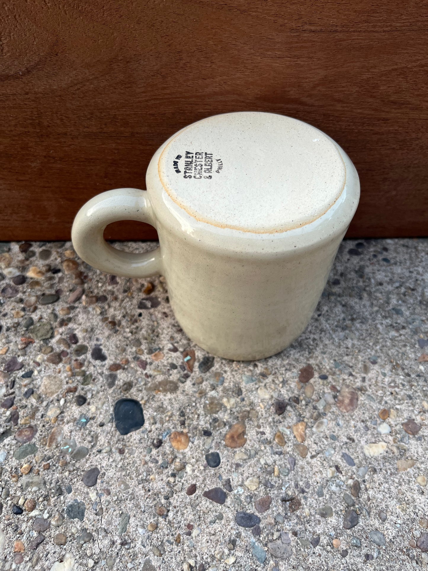 Mid-Century Mug :: Rabbit